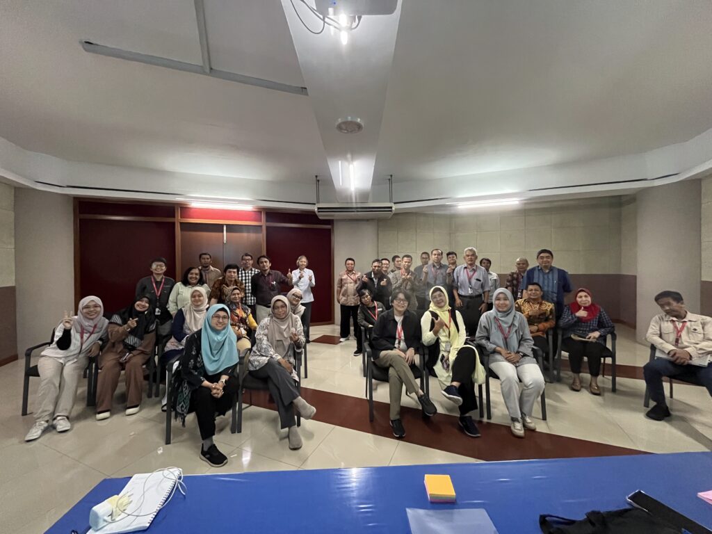 FTI Retro Perkuat Refleksi dan Kolaborasi Dosen FTI Universitas Dinamika