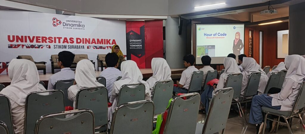 Siswa SMA Khadijah Belajar AI Secara Kreatif, dari Berpikir Komputasional hingga Menciptakan Jingle dengan Kecerdasan Buatan